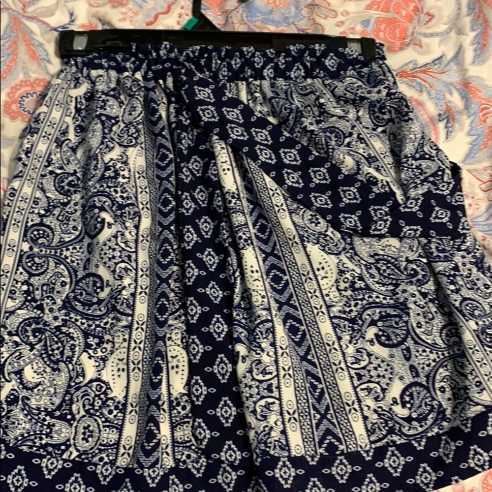 Francesca’s skirt